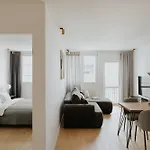 I Warszawa