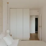I * Varsó